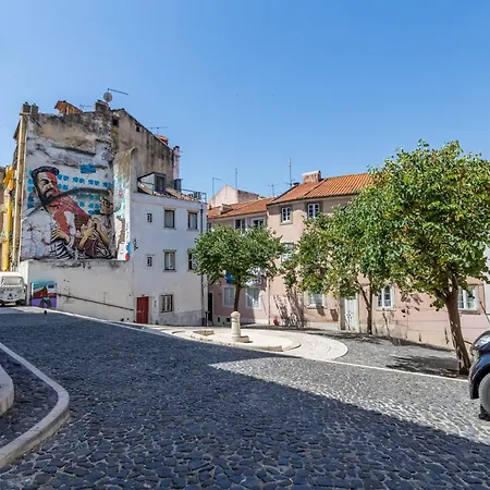 Apartment Gralhas Lissabon