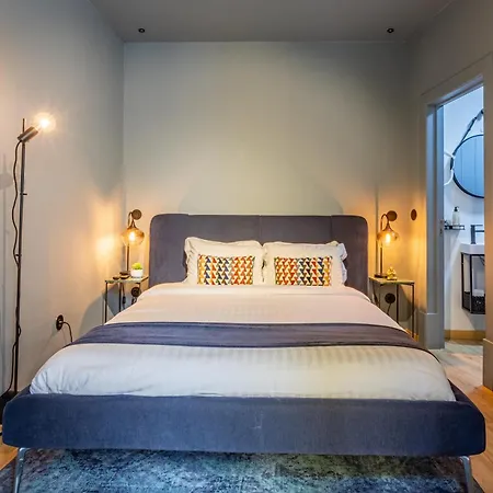 Gralhas Apartment *